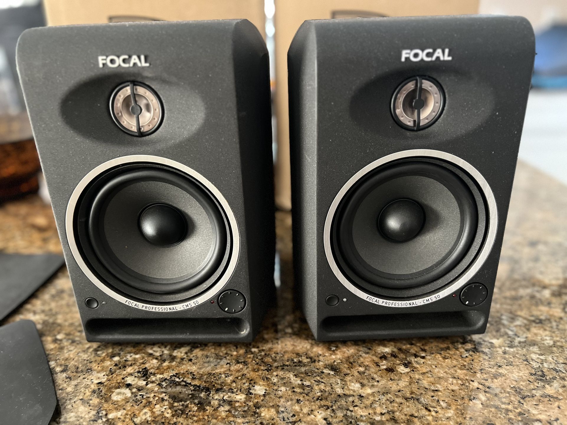 Focal - CMS 50 Powered Reference studio Monitors