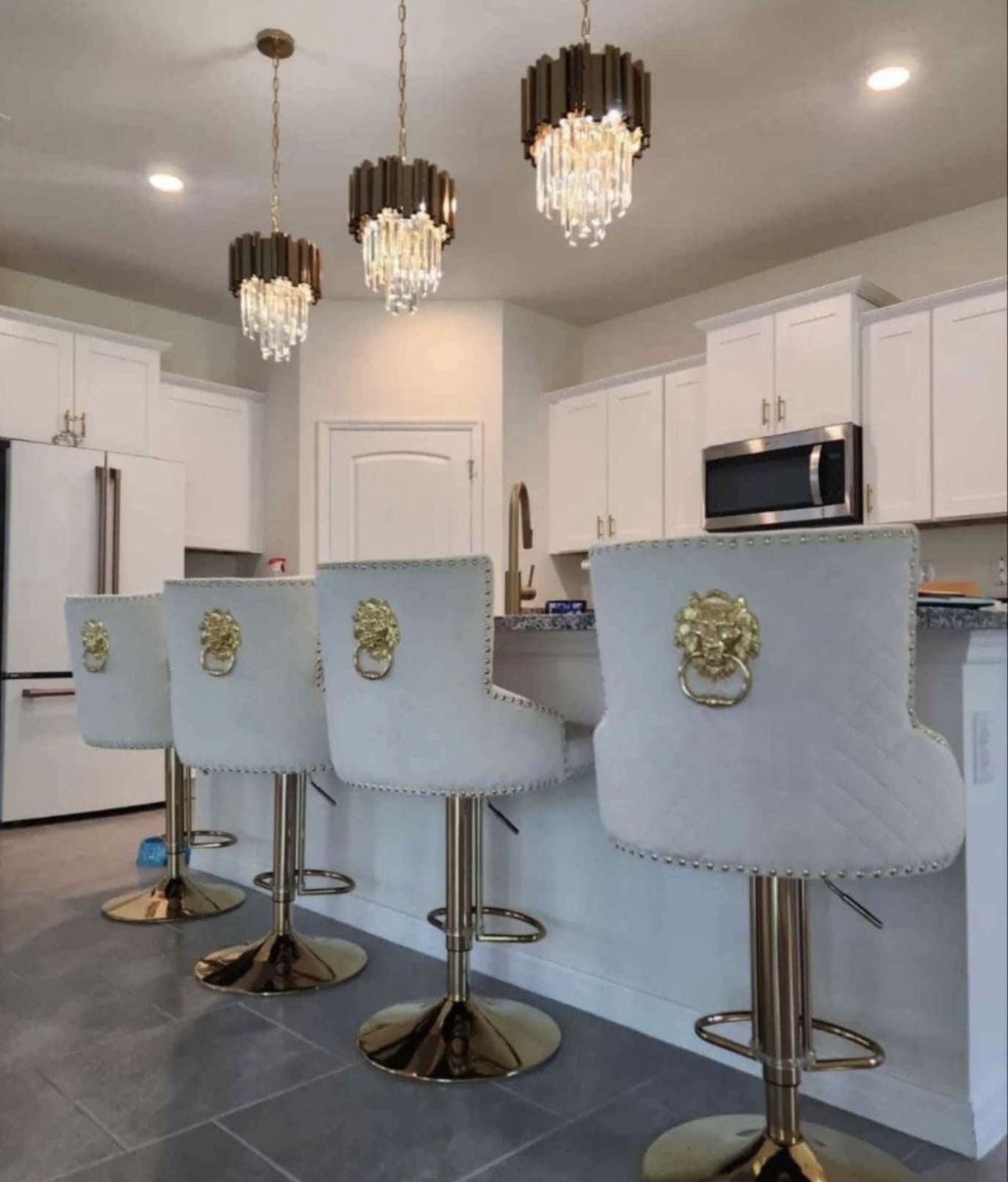 WHITE & Gold BARSTOOLS 💛💛