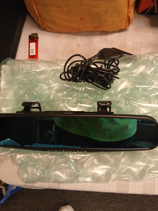 Rear Mirror Dash Cam...record Ur Trip And Ppl Around U