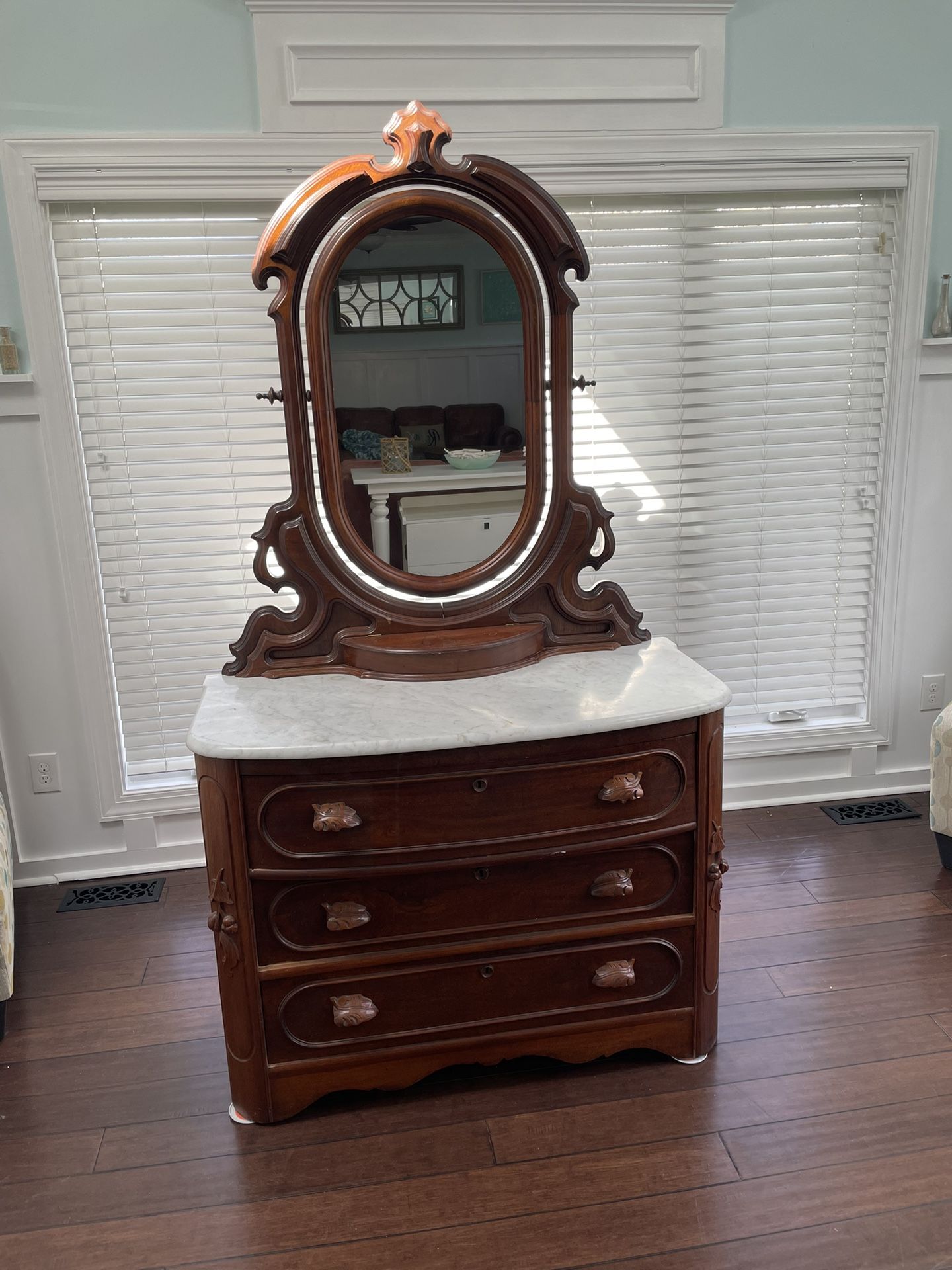 Antique Victorian Chest of Drawers with Marble Top Solid wood Chest 