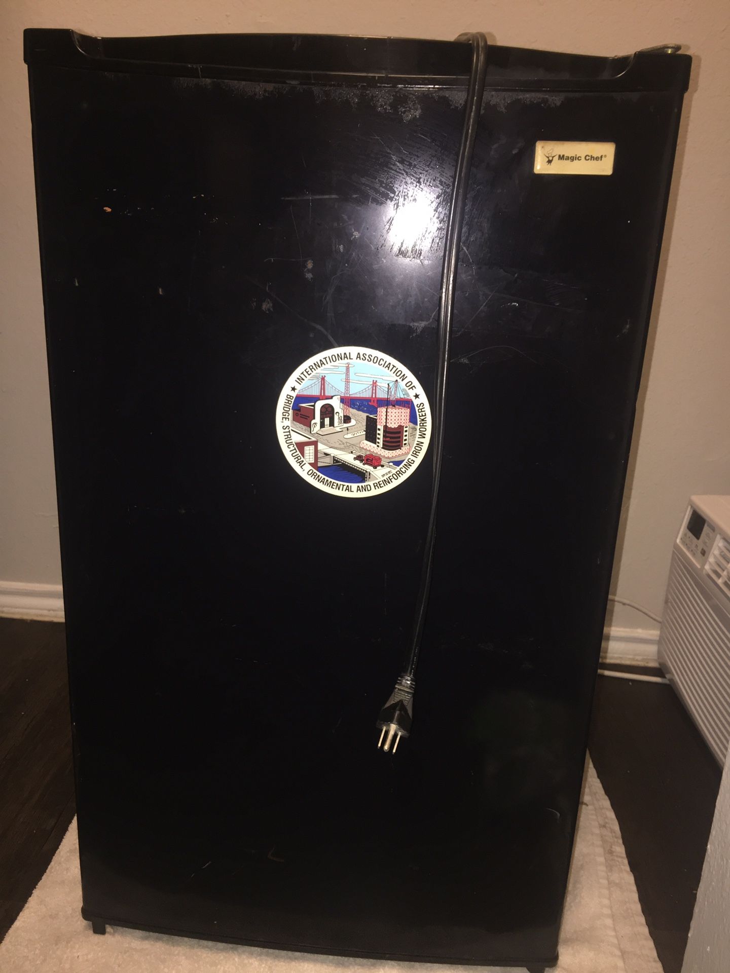 Magic Chef personal Refrigerator