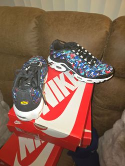 Nike Air Max Plus GS "Black Hyper Blue"
