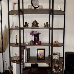 Bookshelf  48,5”/65,4”/12”