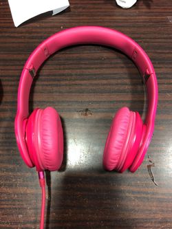 Beats by Dre Pink Beats Apple Watch