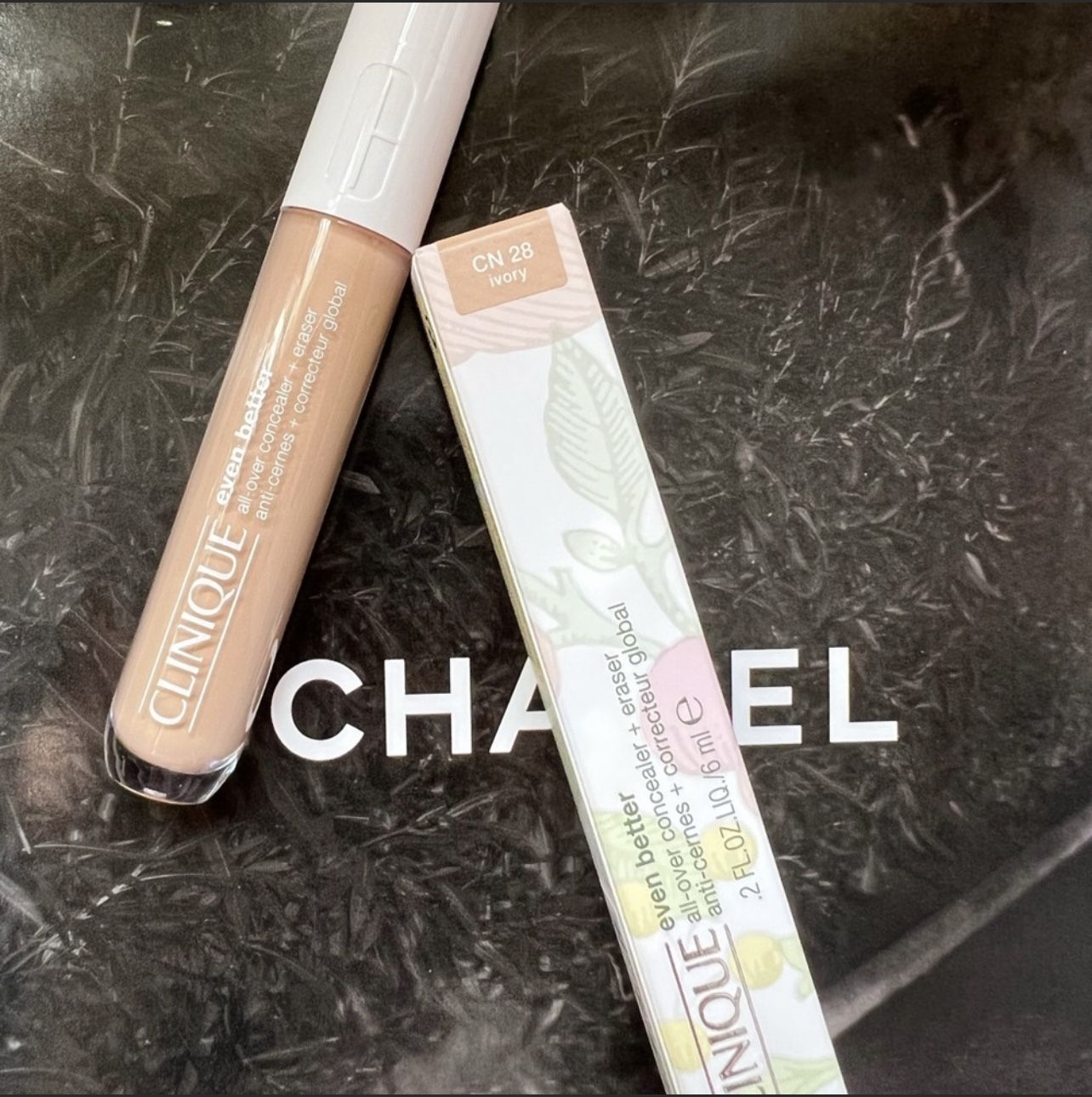 CCLINIQUE Even Better All-Over Concealer + Eraser 28 ivory new