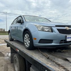 2010 Chevy Crus  Full Part Out Good Part 
