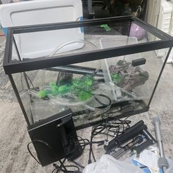 20 Gallon Fish Tank & Accessories 