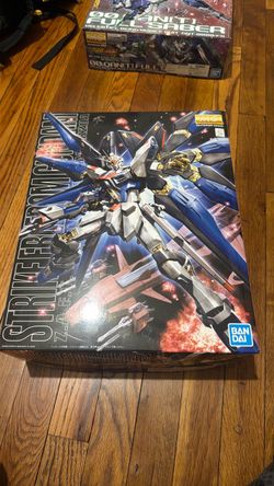 Bandai MG 1/100 ZGMF-X20A Strike Freedom Gundam plastic model kit