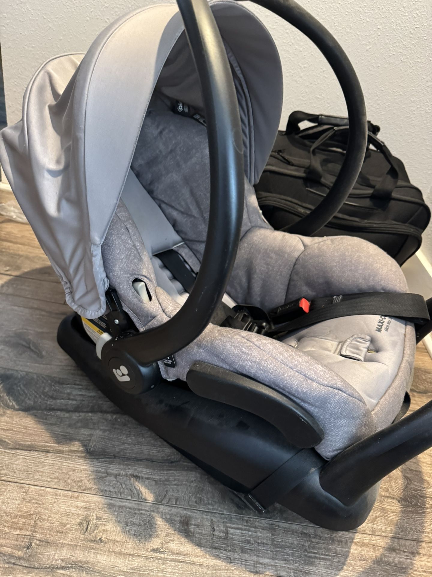 Maxi Cosí Infant Car seat With Stroller
