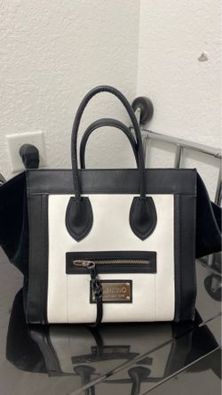 Authentic - Valentino two tone bag in black and white- size large