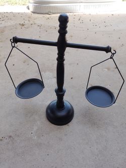 Matte Black Metal Decorative Balance Scale / Scales of Justice Accent Piece