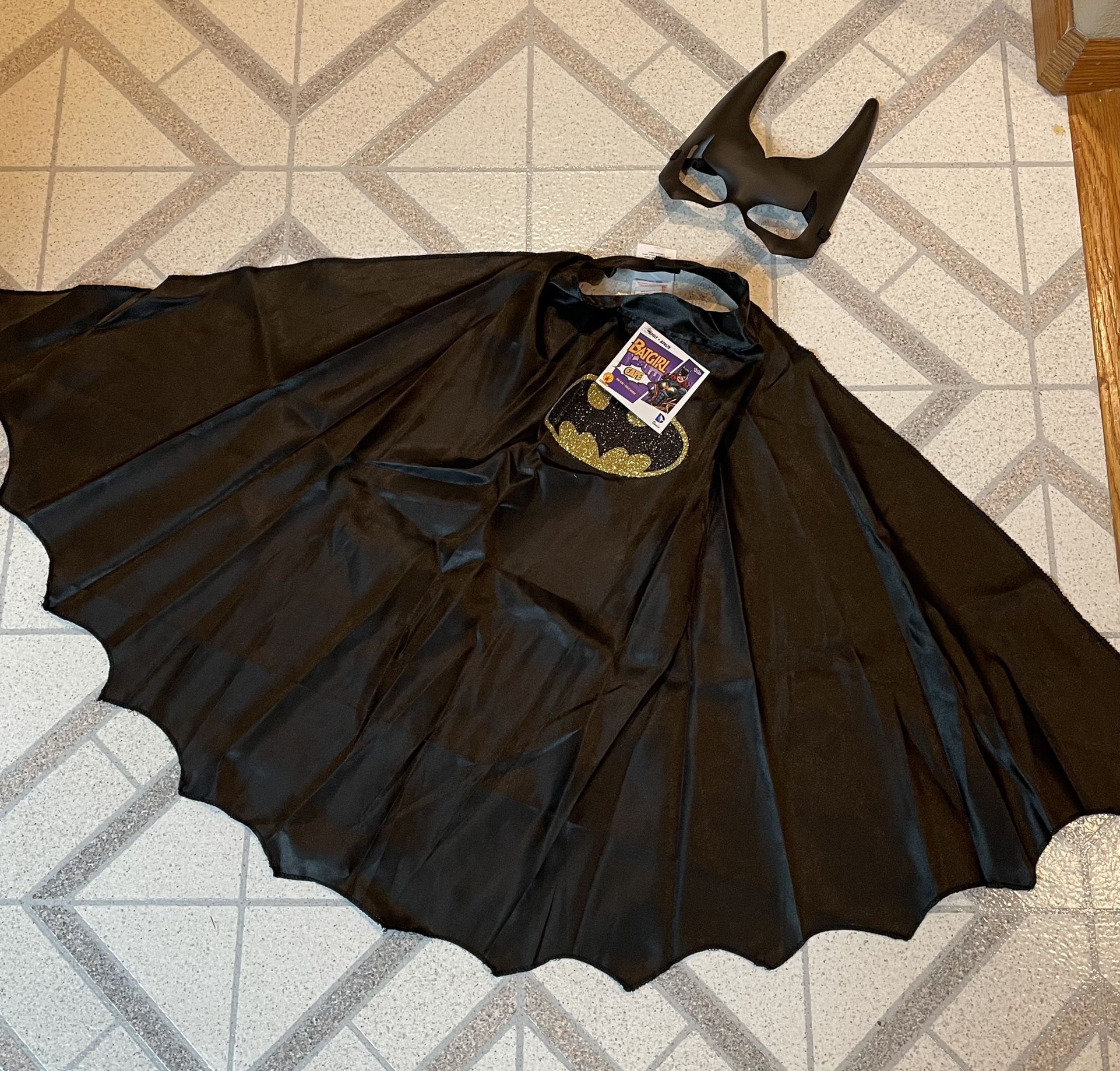 Batgirl Cape And Mask Costume 