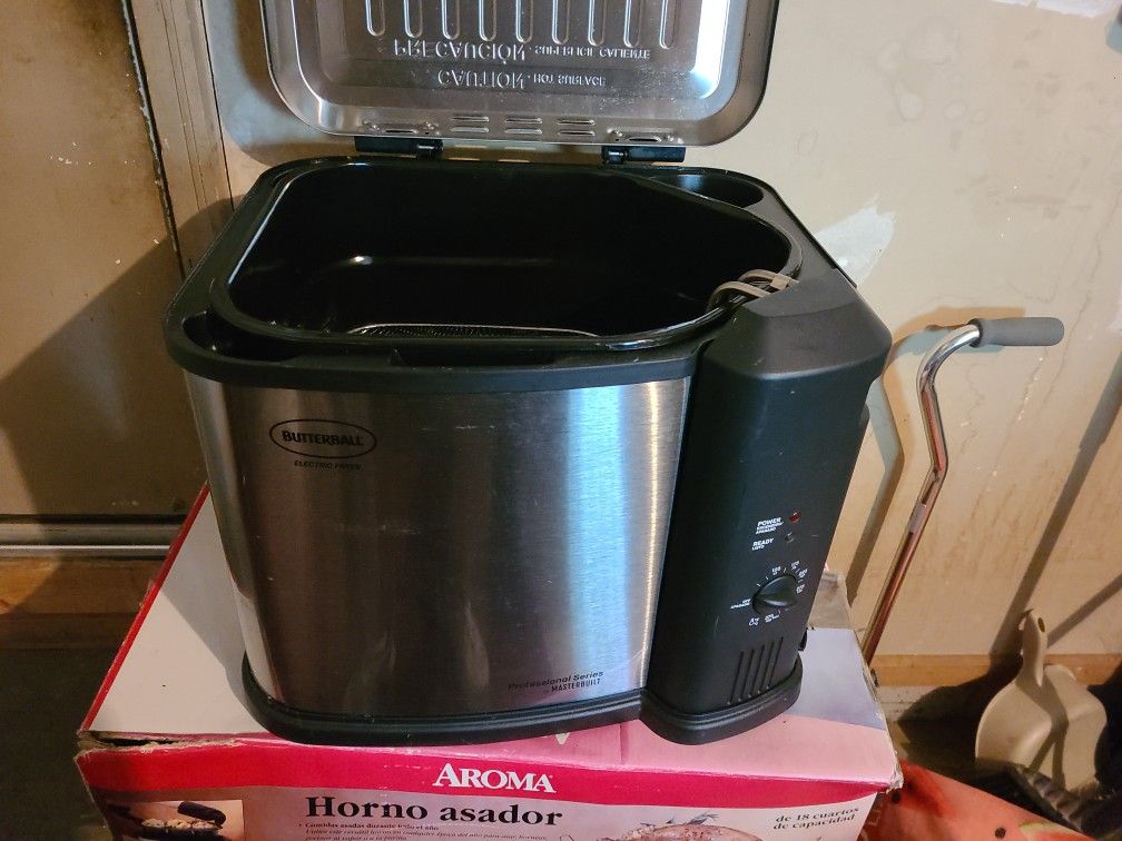 Electric Fryer Used Once Great Condition