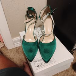 Forest Green Satin Pumps