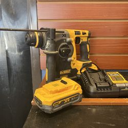 DeWalt 1” SDS Brushless Hammer