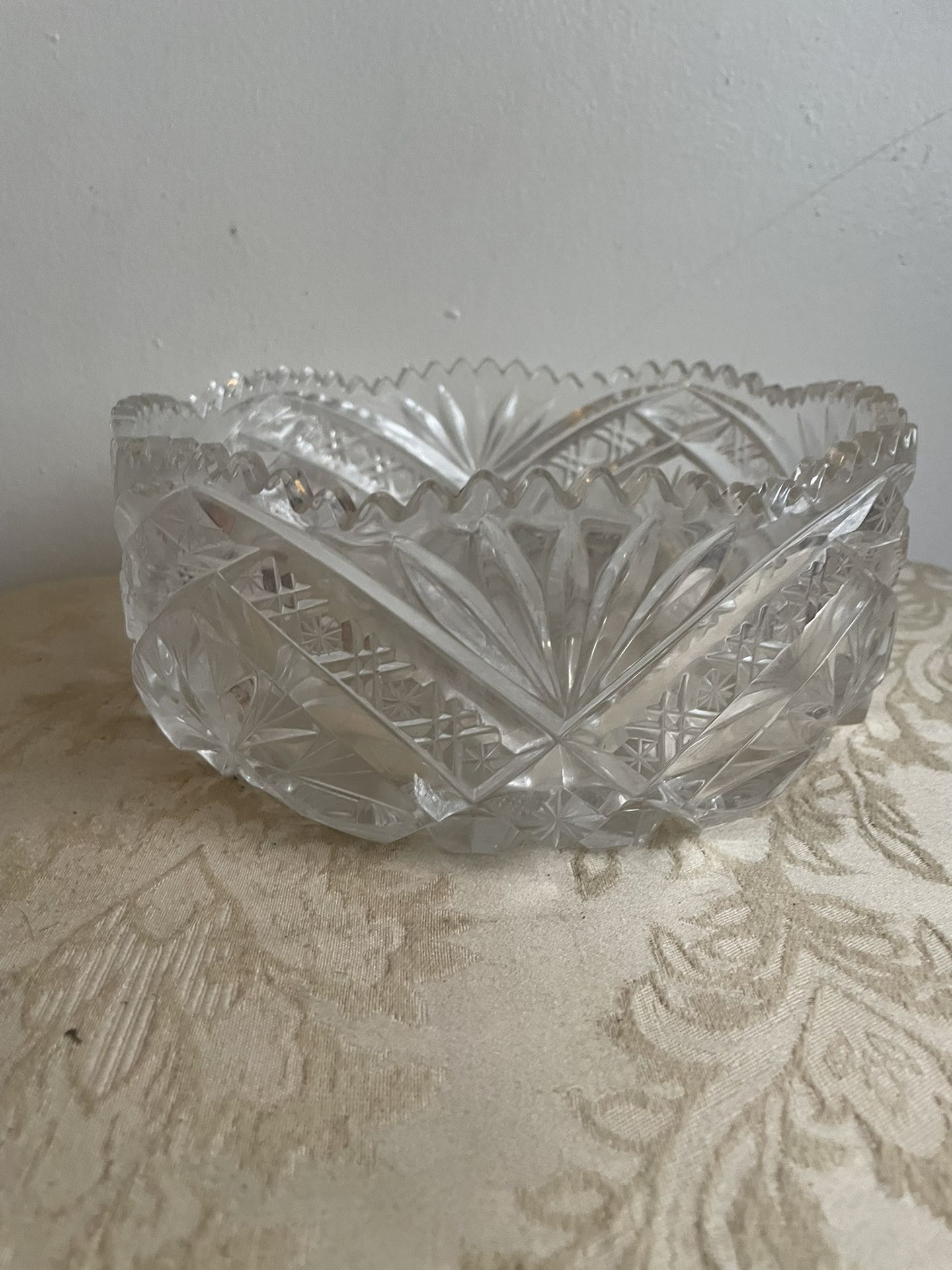 8" Polish "Irena" Hand Cut Saw-Tooth Edge Crystal Bowl