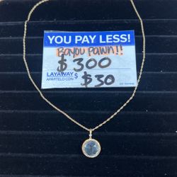 14k Gold Necklace W/ Pendant 