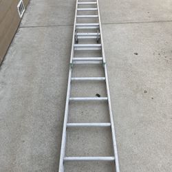 Escalera 🪜 De Aluminio  De  16 Pies 