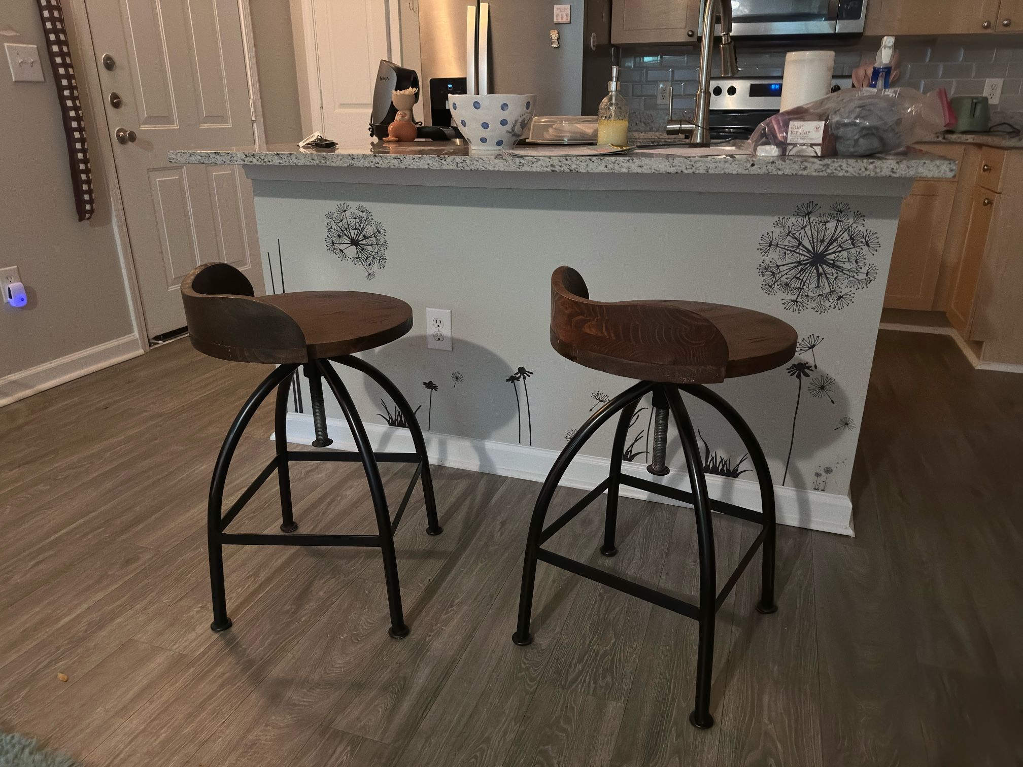 Set Of 2 Wooden Bar Stools