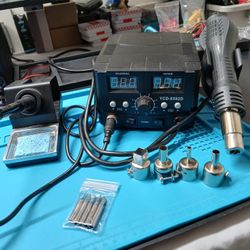 Soldering And Hot Air Station.