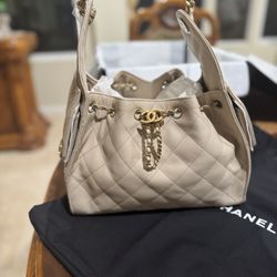 Chanel 25 Hobo Bag Small