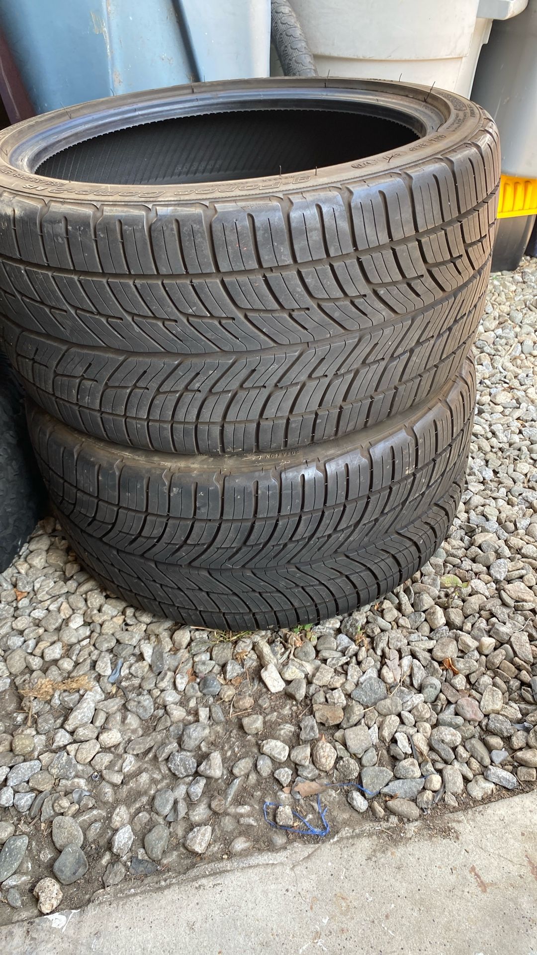 265/35/18. I have two tires in great condition. They have no patches no cracks.