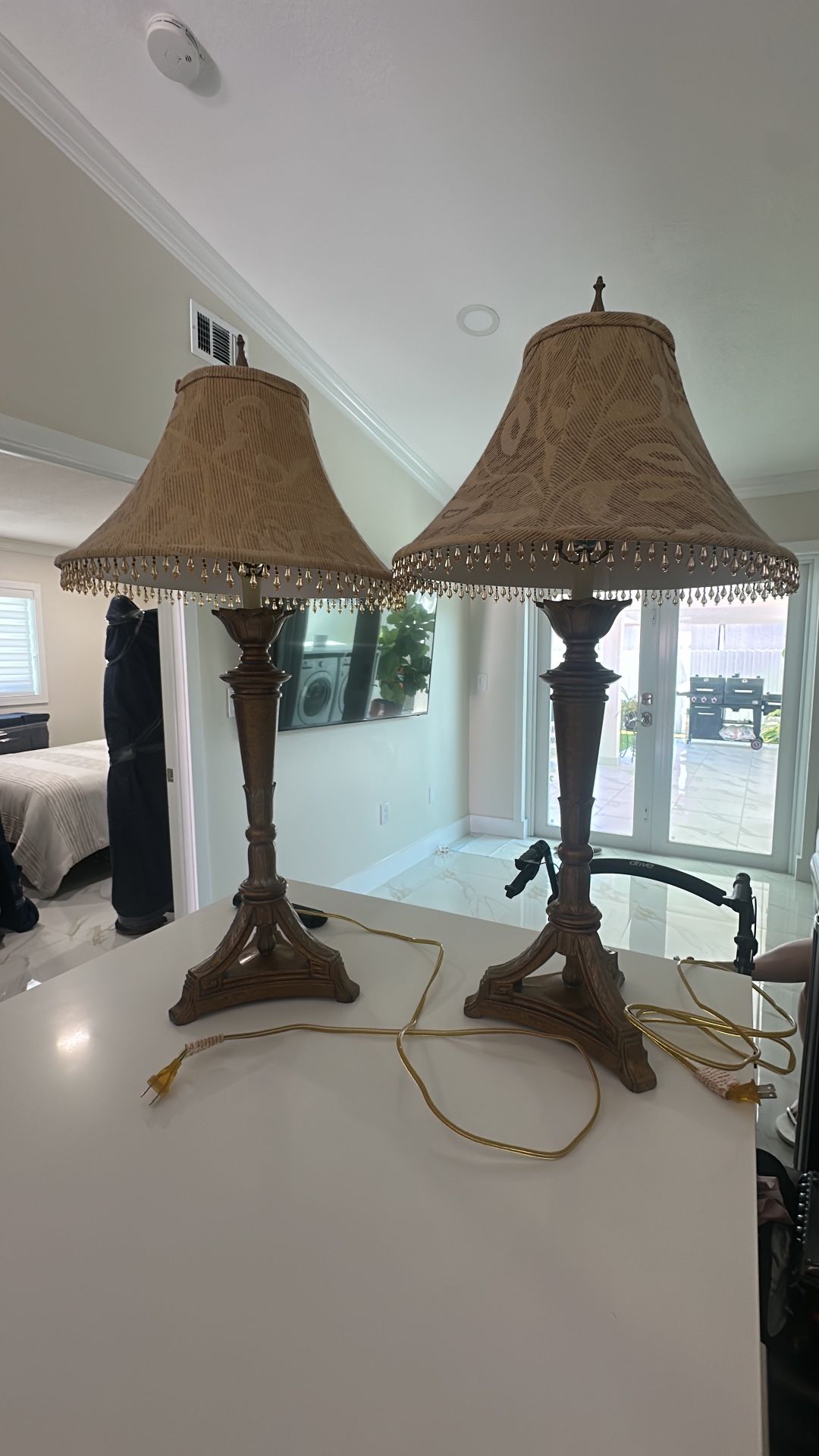 Set Of 2 Lamps