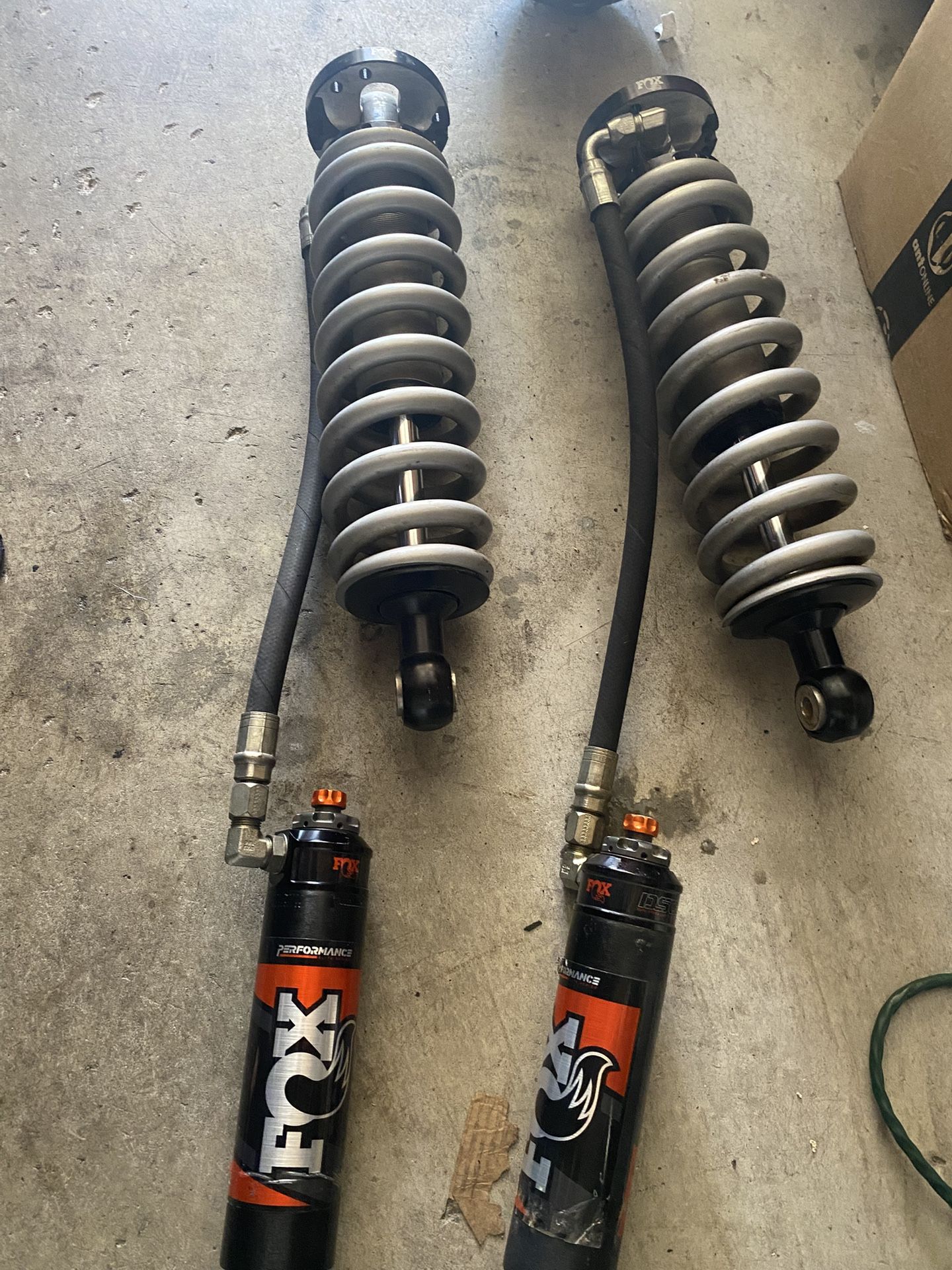 Fox 2.5 Coilover DSC Resi, for Gen1 Tundra 4.7