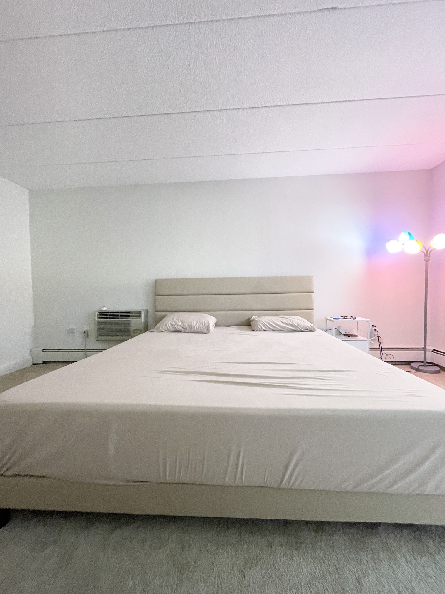 King Size Bed With Foam Mattress 