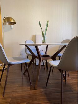 Table & Chairs FULL SET