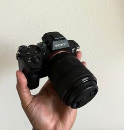 Sony alpha 7iii mirrorless camera