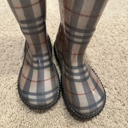 Burberry Kids Rain Boots. Size 11/12