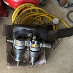 Collated Nail Bag, Oiler And Air Trap And Hose