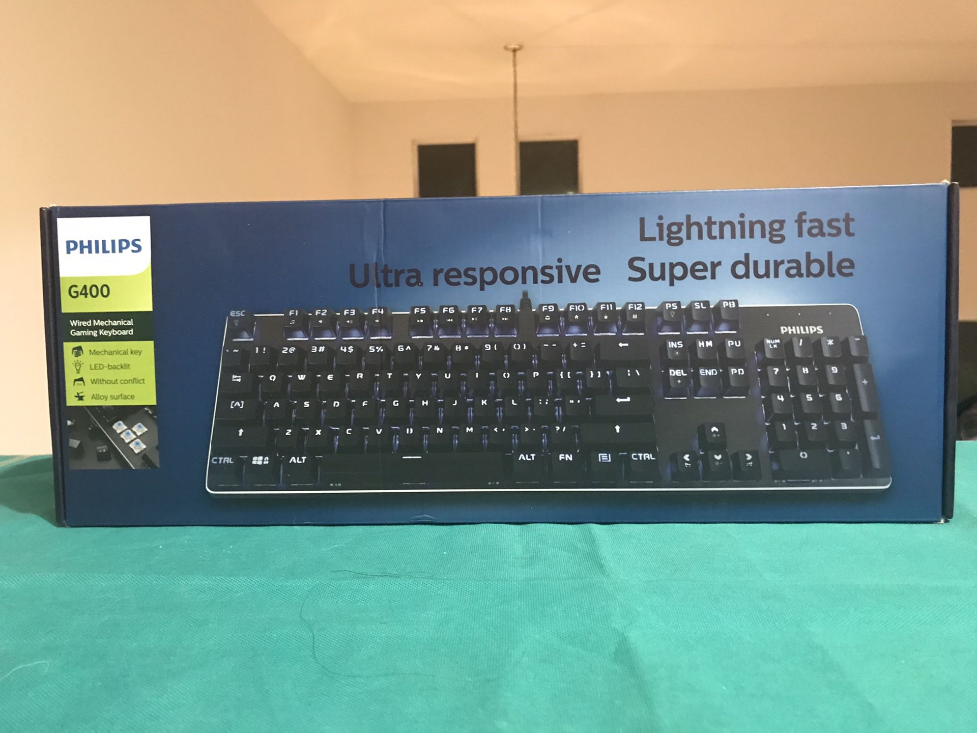 Philips G400 Backlit Mechanical Keyboard Blue Switch