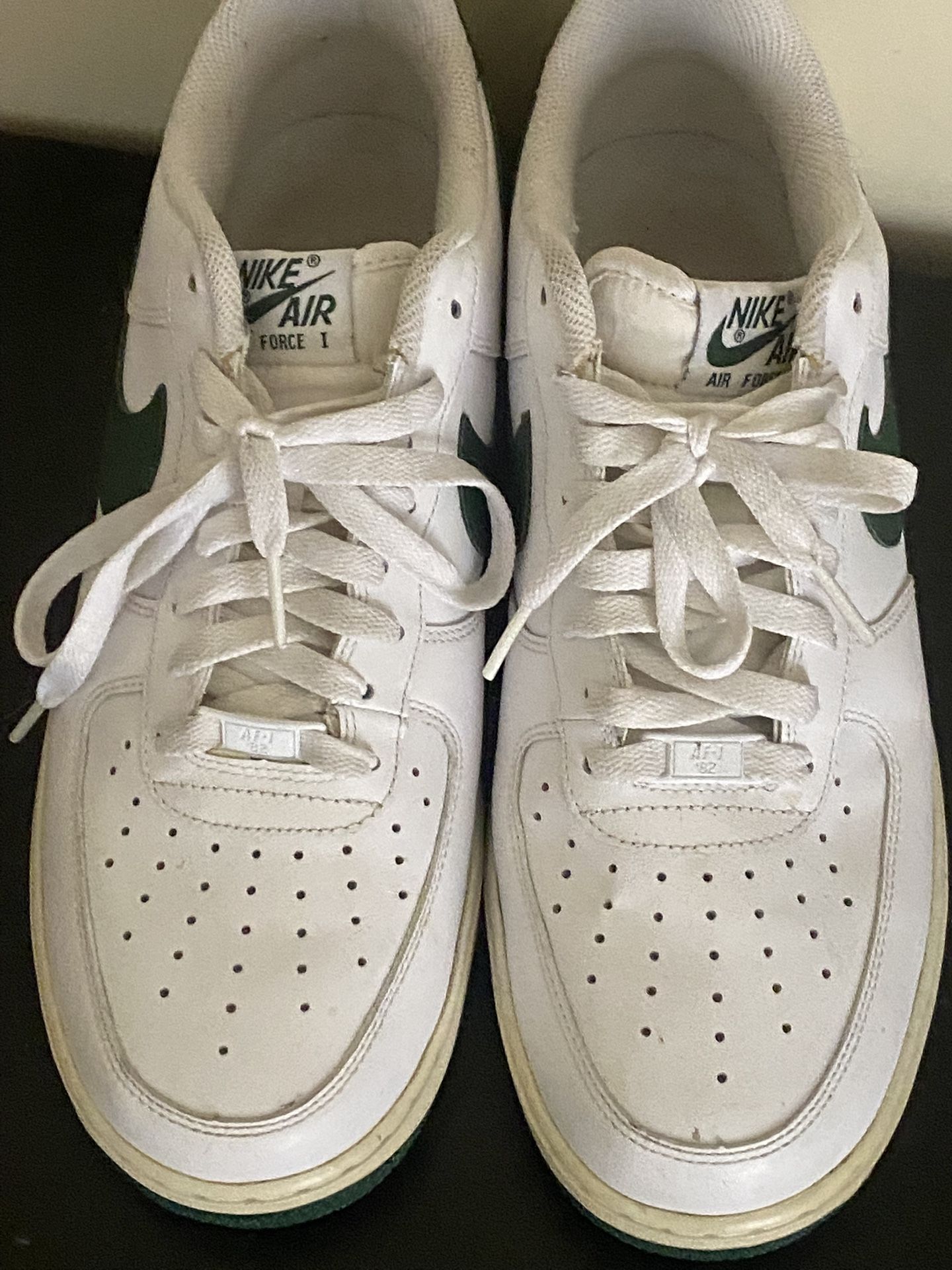 Nike sneakers For Man Size 10 Like New Conditions Pick Up In Culver City 