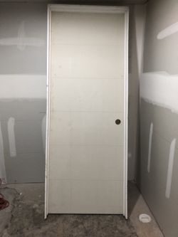 BRAND NEW DOOR WITH FRAME LEFT INSWING