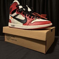 Off-White x Air Jordan 1 Retro High OG 'Chicago'