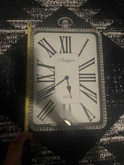 Large Vintage-Style “Antiques 1870” Metal Wall Clock – Working