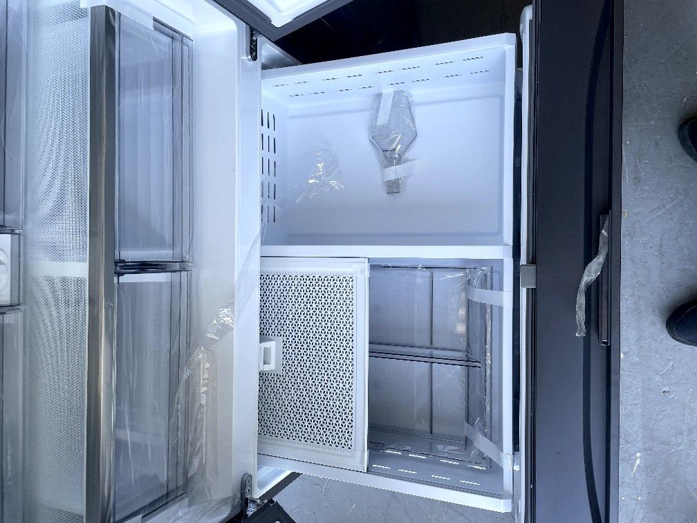 Samsung bespoke 36” panel ready french doorefrigerator with smart hub display $1500