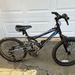 Hyper Bicycles 20" Boys Shocker Mountain Bike, Kids, Black