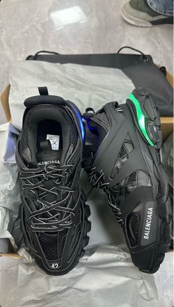 Tracks led
