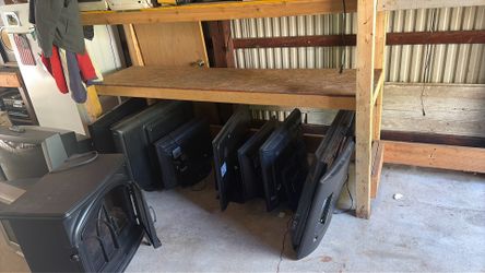 11 flatscreens all work $60 for ALL
