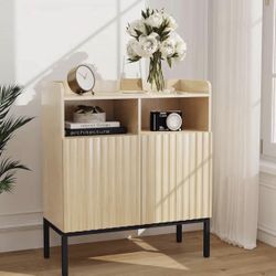 Fluted Sideboard Cabinet with Storage - Oak