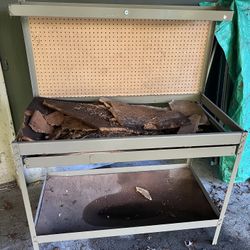 Free Work Bench Table