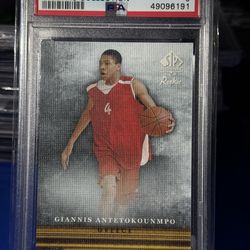 2013 Giannis Antetokounmpo SP Authentic Rookie Canvas psa9