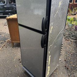 Dometic 7 ft.³ RV refrigerator model DMR 702