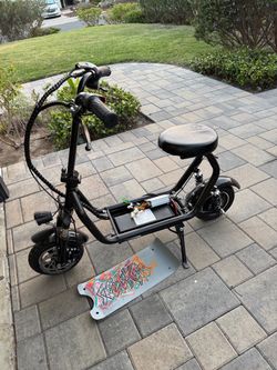 Electric Scooter with Seat