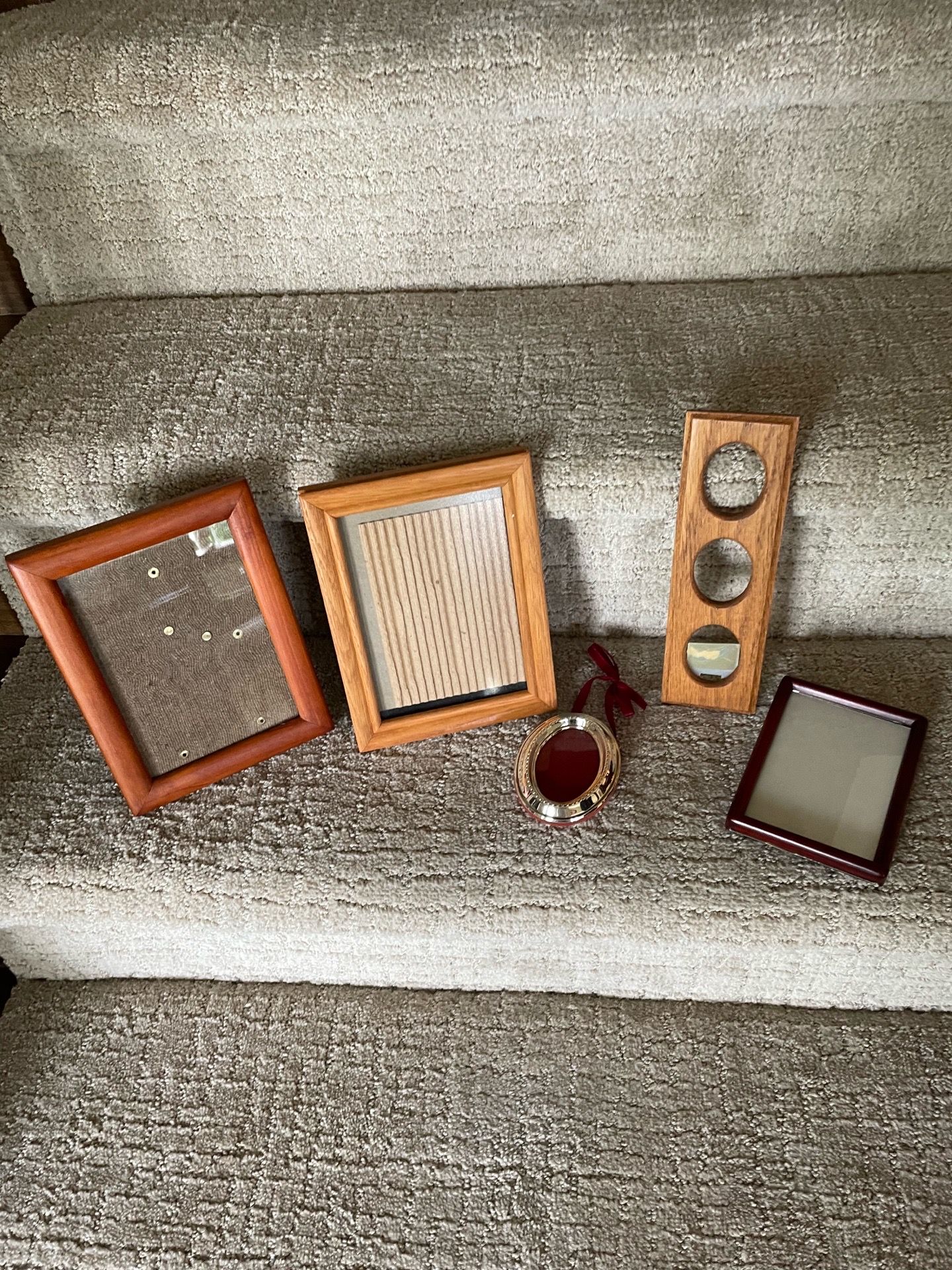 5 Picture Frames