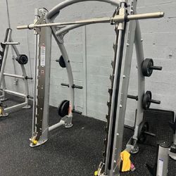 Hoist Smith Machine. Commercial Gym Equipment.