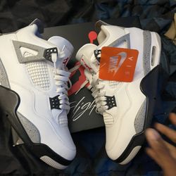 Retro Air Jordan 4 White Cement Good Condition Still Had Box Looking For $140 But Is Open To Offers